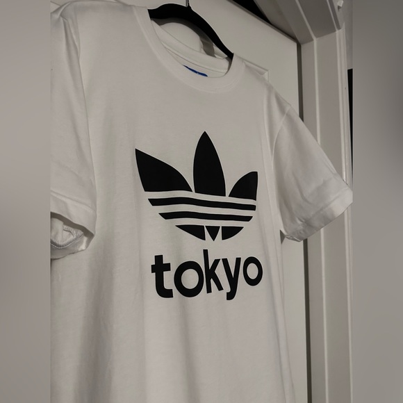 NWOT Adidas Tokyo Logo white tee - Harajuku store exclusive - Picture 2 of 7